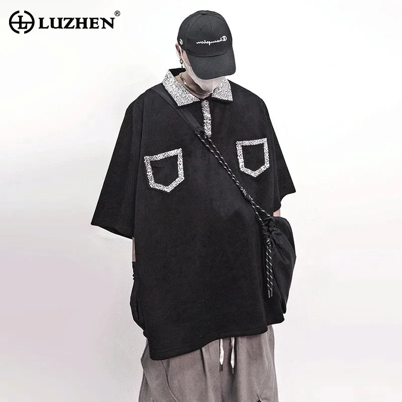 LUZHEN металлическая лоскутная футболка с блестками и контрастным дизайном, мужская футболка с воротником-поло и короткими рукавами, лето 2025 года, свободная уличная одежда, новинка JY3095
LUZHEN металлическая лоскутная футболка с блестками и контрастным дизайном, мужская футболка с воротником-поло и короткими рукавами, лето 2025 года, свободная уличная одежда, новинка JY3095