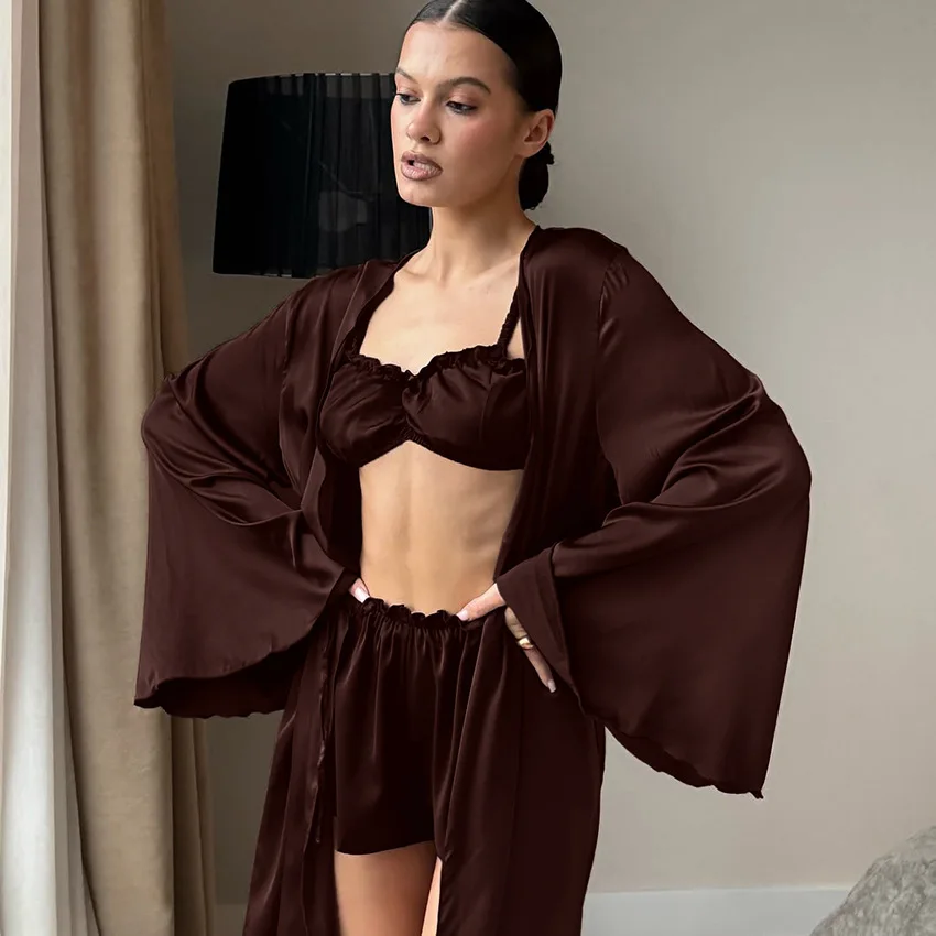 Brown Long Sleeve Women's Sleepwear Set Home Clothes Three-Piece Set Underwear Shorts Outwear Spring Summer New Arrival
Brown Long Sleeve Women's Sleepwear Set Home Clothes Three-Piece Set Underwear Shorts Outwear Spring Summer New Arrival