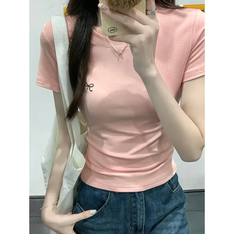Women Slim Fit Bow Embroidery Short Sleeve Tee Crew Neck Cropped Casual Top
Women Slim Fit Bow Embroidery Short Sleeve Tee Crew Neck Cropped Casual Top
