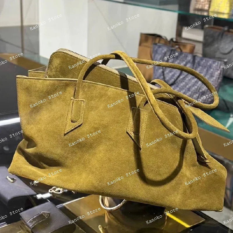 irregular faux suede frosted tote bag for women luxury designer handbag and purse 2025 new fashion commuting underarm shoulder
irregular faux suede frosted tote bag for women luxury designer handbag and purse 2025 new fashion commuting underarm shoulder