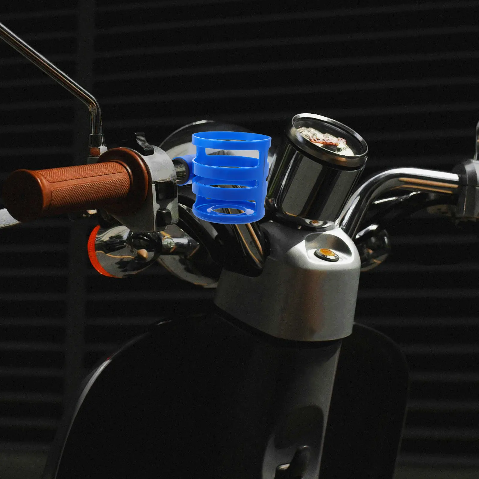 Lightweight Bicycle Water Bottle Holder Round Sturdy Bike Bottle Rack for Mountain Motorcycle Scooter Handlebar Cup Holder
Lightweight Bicycle Water Bottle Holder Round Sturdy Bike Bottle Rack for Mountain Motorcycle Scooter Handlebar Cup Holder