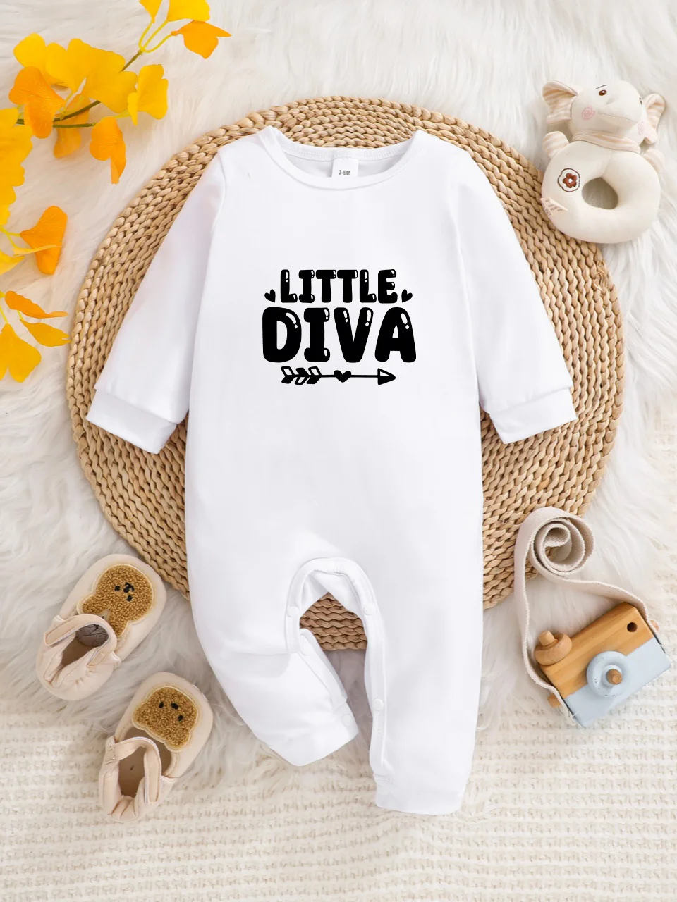 Baby long sleeve onesie with fun letter prints, snap buttons for easy wear
Baby long sleeve onesie with fun letter prints, snap buttons for easy wear