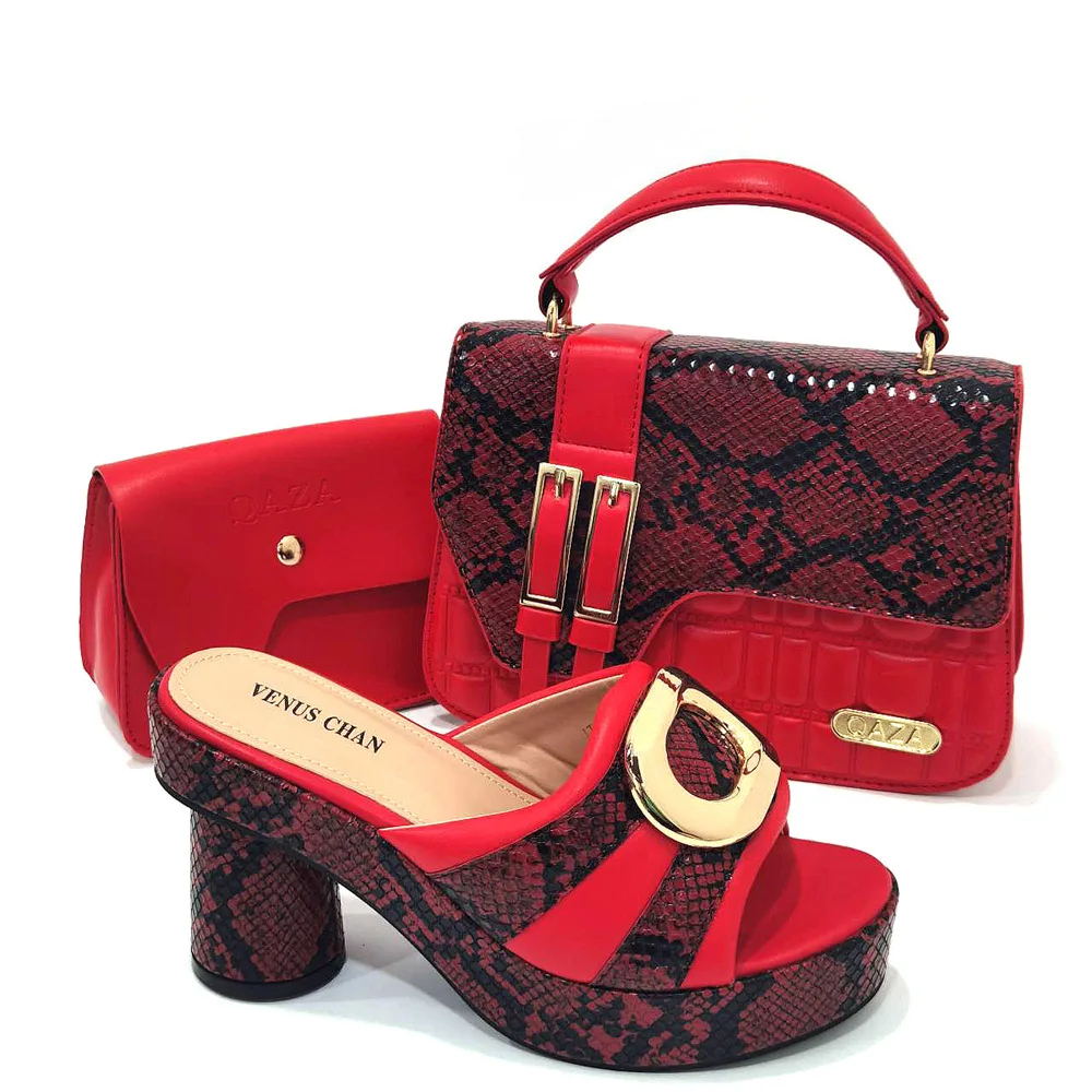 African Thick-bottomed Cool Slippers, Hardware Accessories Women's Casual Shoulder Bag Messenger Bag Two-piece Set Snake Pattern
African Thick-bottomed Cool Slippers, Hardware Accessories Women's Casual Shoulder Bag Messenger Bag Two-piece Set Snake Pattern