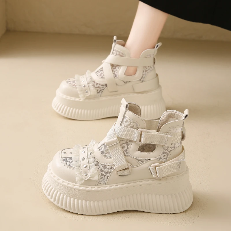 Slope Heel Shoes Women Fashion Round Head Rivet Lace Waterproof Table Stitching Embroidery Mesh High Heels
Slope Heel Shoes Women Fashion Round Head Rivet Lace Waterproof Table Stitching Embroidery Mesh High Heels