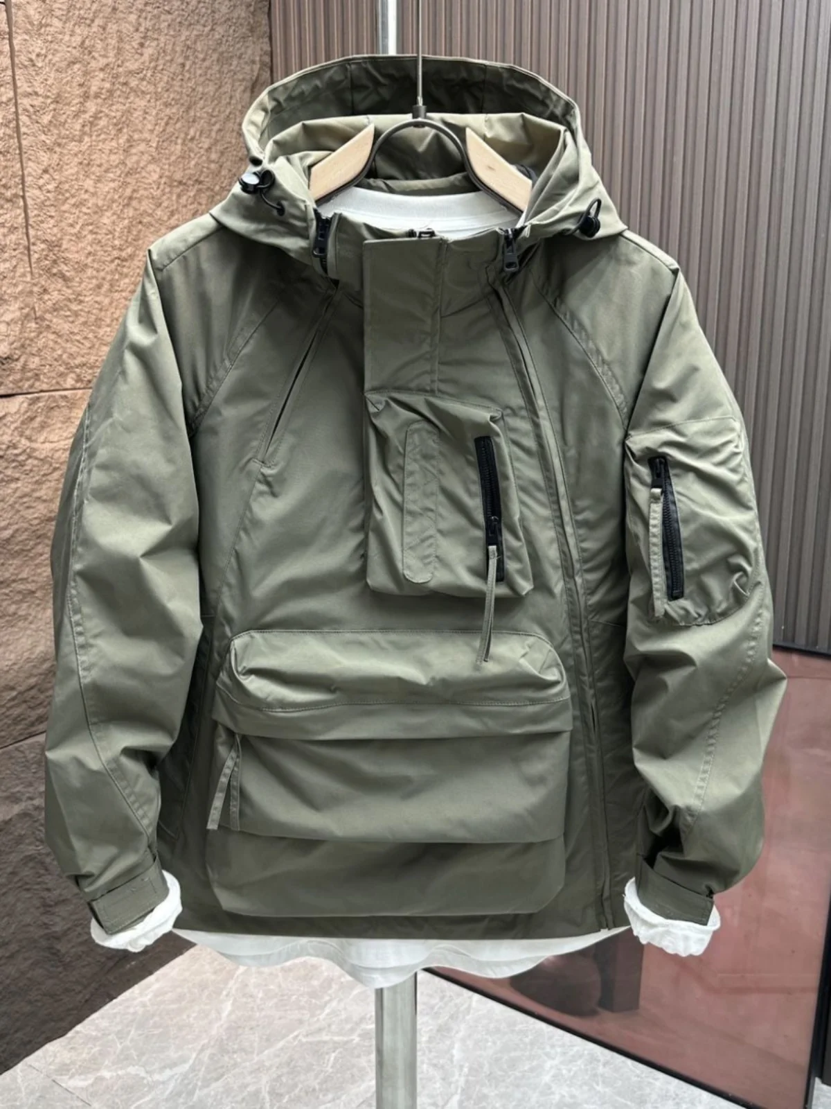 Новая весенняя мужская ветровка Jaet с капюшоном, повседневное пальто с большими кетами Haome Youth Faion, осеннее длинное свечение
Новая весенняя мужская ветровка Jaet с капюшоном, повседневное пальто с большими кетами Haome Youth Faion, осеннее длинное свечение