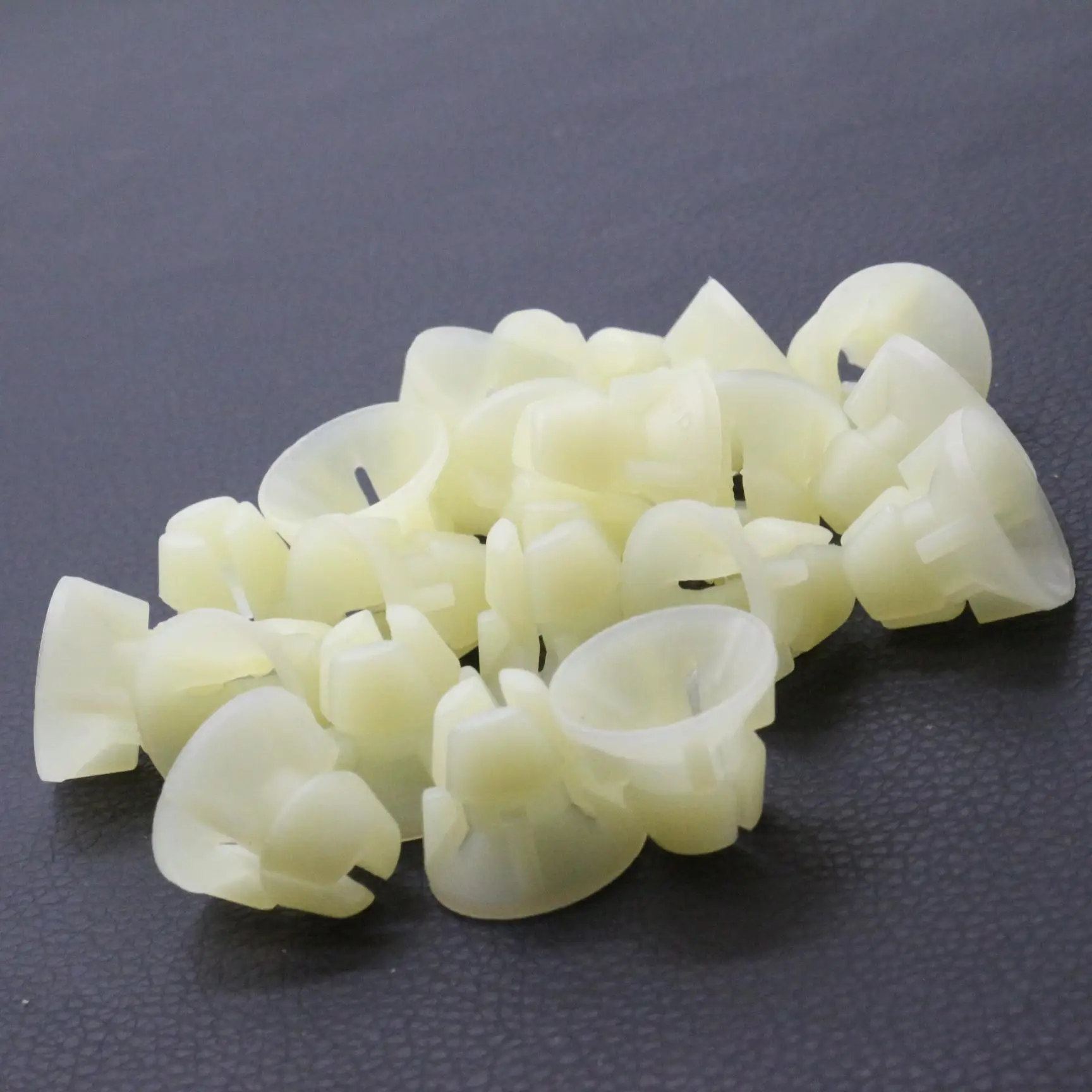 20 pcs Nut Front Clearance Lamp Headlight Adjusting Grommet Retainer For Lexus ES300 1992-1995 Toyota Camry 1992-1996 9018906162
20 pcs Nut Front Clearance Lamp Headlight Adjusting Grommet Retainer For Lexus ES300 1992-1995 Toyota Camry 1992-1996 9018906162