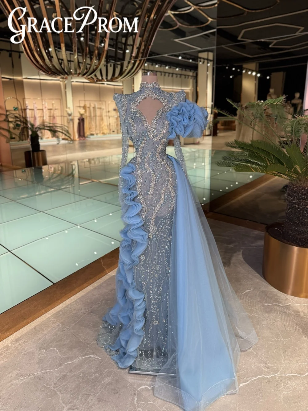 Небесно-голубое вечернее платье с вышивкой и рюшами, сверкающее кристаллическое вечернее платье, роскошное платье длиной до пола для красной ковровой дорожки по индивидуальному заказу
Небесно-голубое вечернее платье с вышивкой и рюшами, сверкающее кристаллическое вечернее платье, роскошное платье длиной до пола для красной ковровой дорожки по индивидуальному заказу