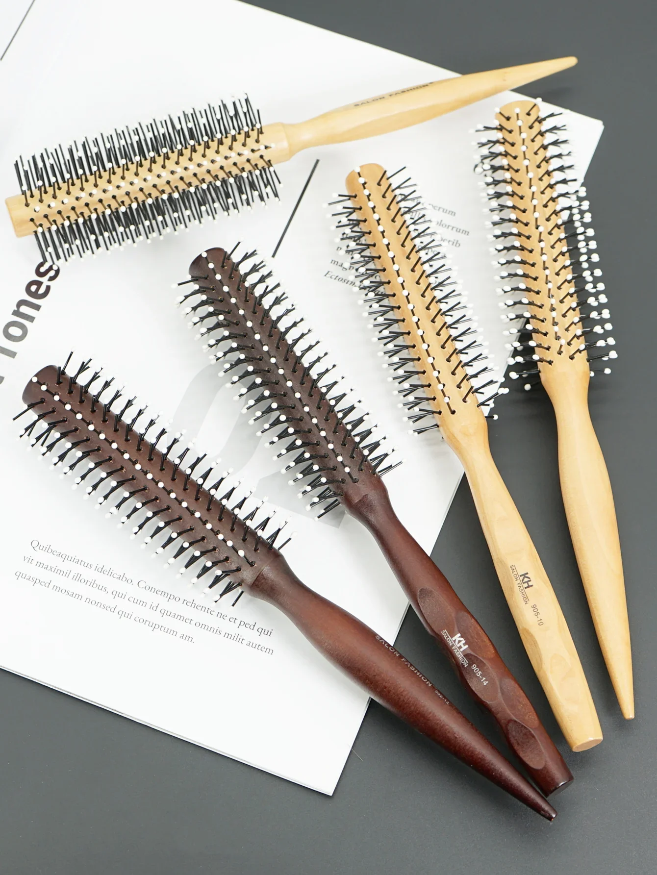 Natural Wood Handle Round Barrel Hair Comb Anti Static Brush Hair Round Comb Styling Tools For Thin Or Short Hair Men Women Use
Natural Wood Handle Round Barrel Hair Comb Anti Static Brush Hair Round Comb Styling Tools For Thin Or Short Hair Men Women Use