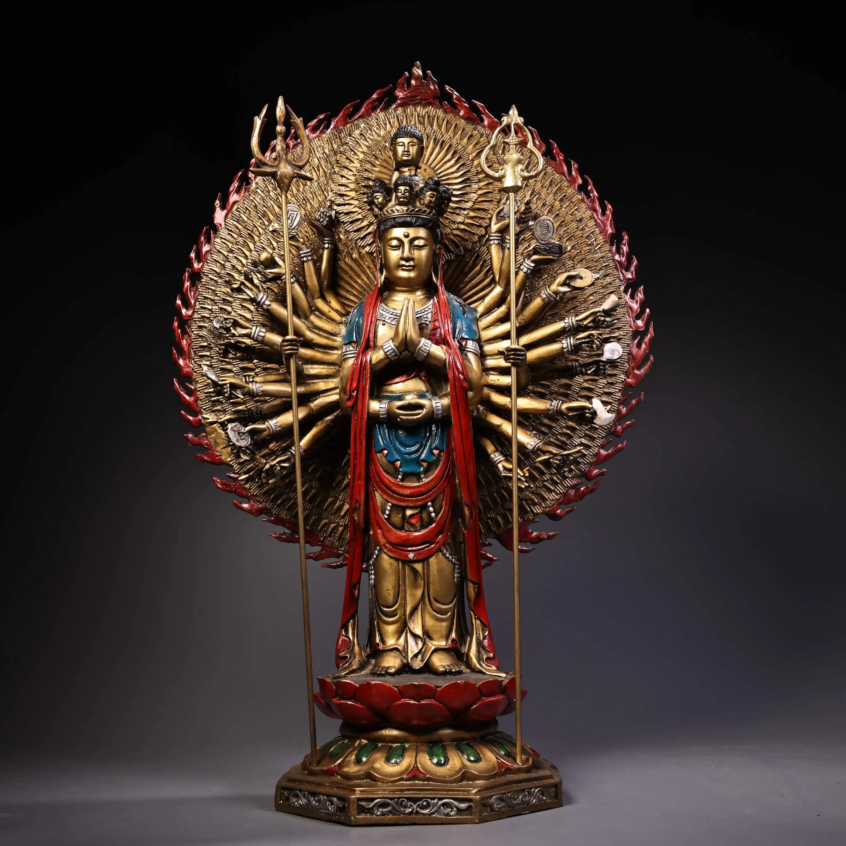 23"Tibetan Temple Collection Old Bronze Painted 1000 arm Guanyin Standing Buddha Amitabha Lotus Terrace Backlight Worship Hall
23"Tibetan Temple Collection Old Bronze Painted 1000 arm Guanyin Standing Buddha Amitabha Lotus Terrace Backlight Worship Hall