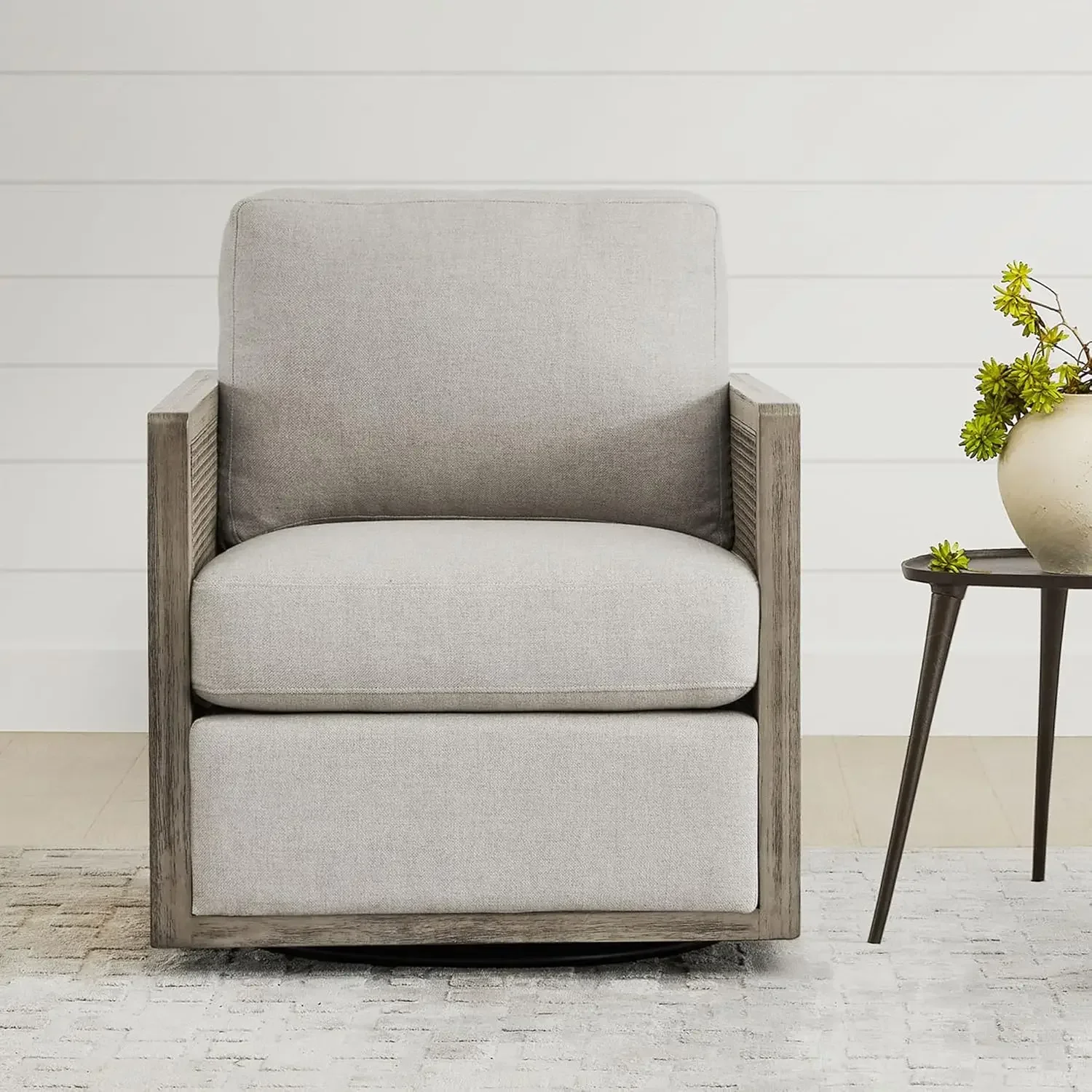 Swivel Accent Chair, Rattan Arm Chair for Living Room and Bedroom, Light Grey Fabric with Grey Frame
Swivel Accent Chair, Rattan Arm Chair for Living Room and Bedroom, Light Grey Fabric with Grey Frame