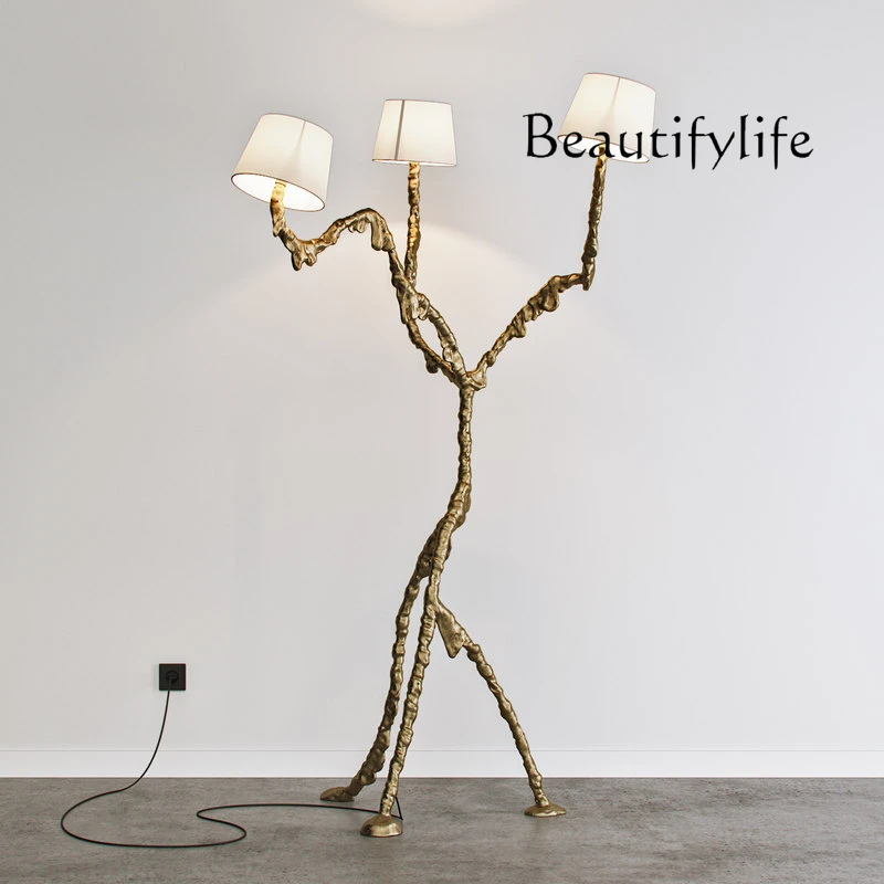 Light luxury landing post-modern all-copper branches artistic sense creative living room landing
Light luxury landing post-modern all-copper branches artistic sense creative living room landing