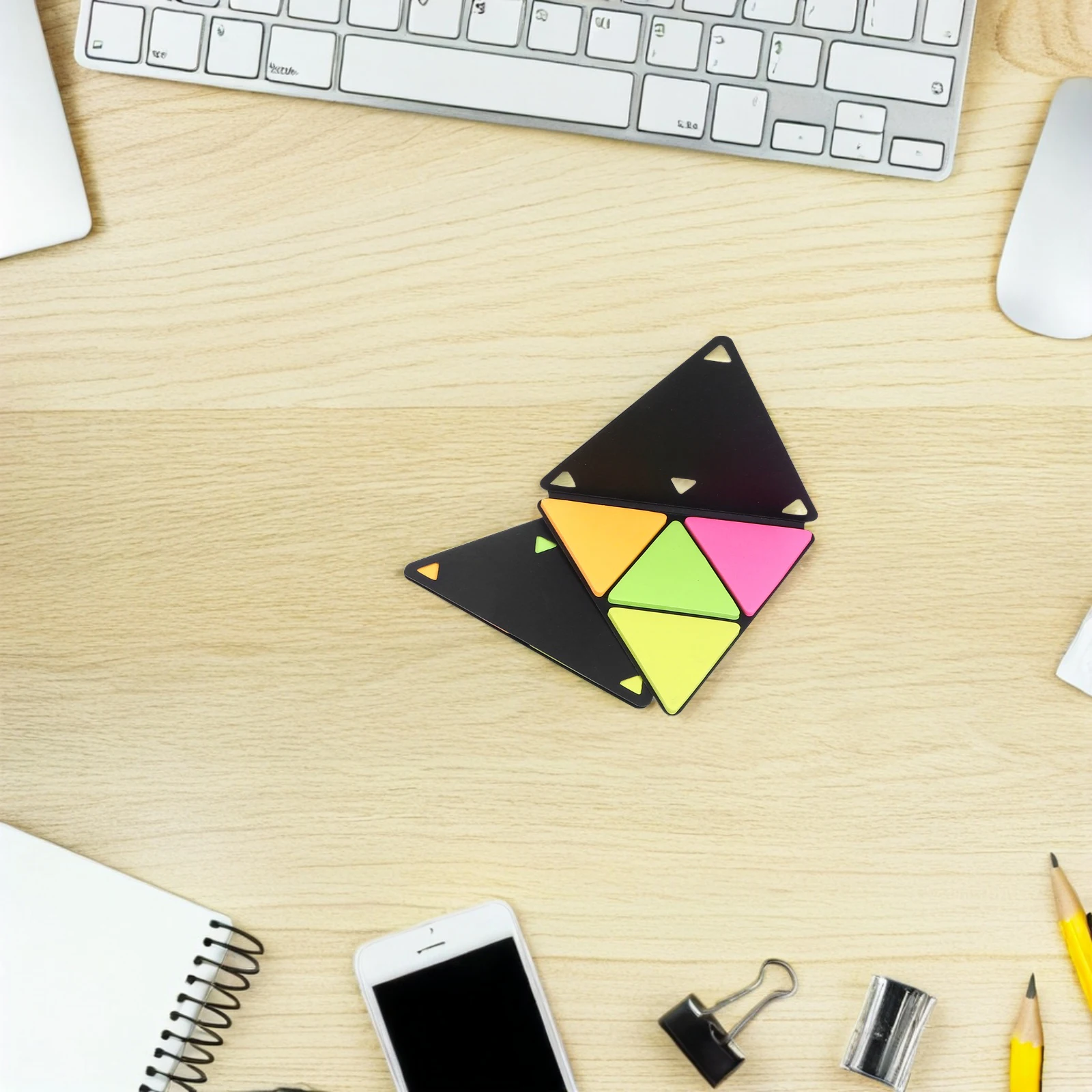 4 Sets Triangle Small Notepad Study Supplies Office Accessories Tearable Memo Pad Waterproof PET Material School
4 Sets Triangle Small Notepad Study Supplies Office Accessories Tearable Memo Pad Waterproof PET Material School