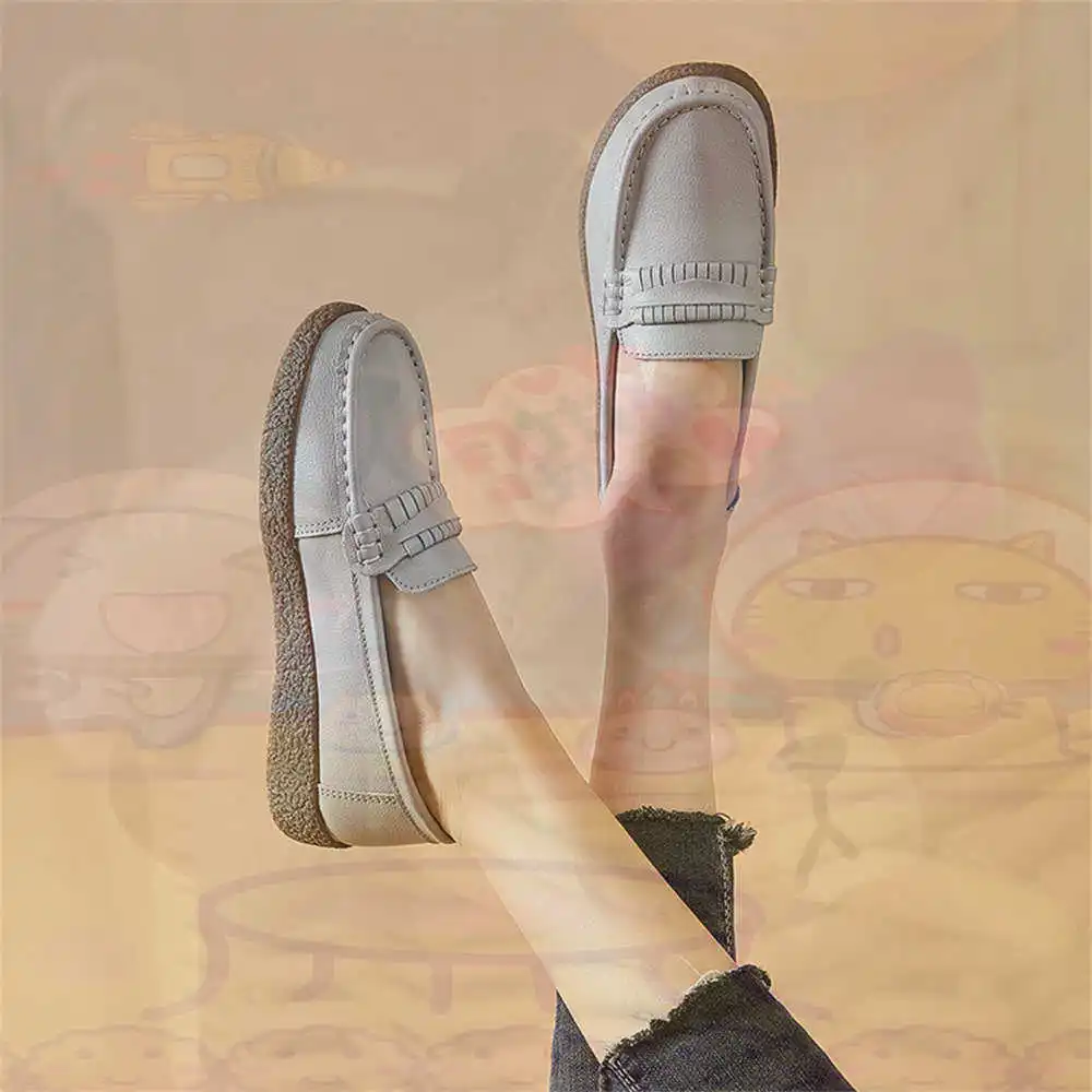 Number 35 37-38 Womens Luxury Brand Design Sneakers Skateboarding Best-selling Gym Training Shoes Sports Tennes Sapatenes
Number 35 37-38 Womens Luxury Brand Design Sneakers Skateboarding Best-selling Gym Training Shoes Sports Tennes Sapatenes