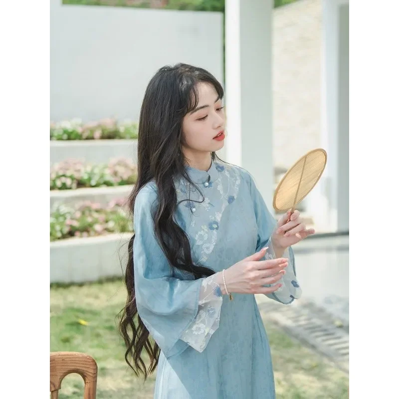 Chinese Traditional Women Qipao Dress Blue Stand Up Collar Long Sleeved Jacquard Modern Cheongsam Vestidos De Verano Mujer
Chinese Traditional Women Qipao Dress Blue Stand Up Collar Long Sleeved Jacquard Modern Cheongsam Vestidos De Verano Mujer