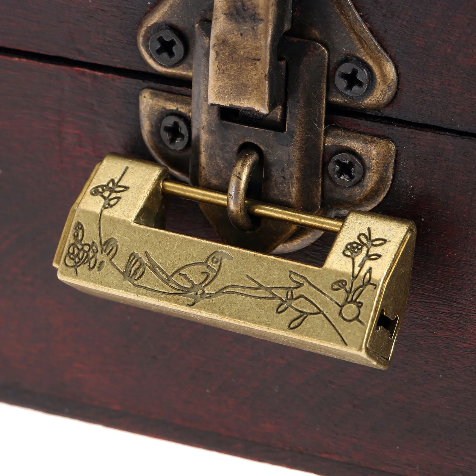 1Pc Retro Brass Padlock,Antique Bronze Chinese Old Lock,Jewelry Wooden Box Padlock,Vintage Alloy Lock for Suitcases with Keys
1Pc Retro Brass Padlock,Antique Bronze Chinese Old Lock,Jewelry Wooden Box Padlock,Vintage Alloy Lock for Suitcases with Keys