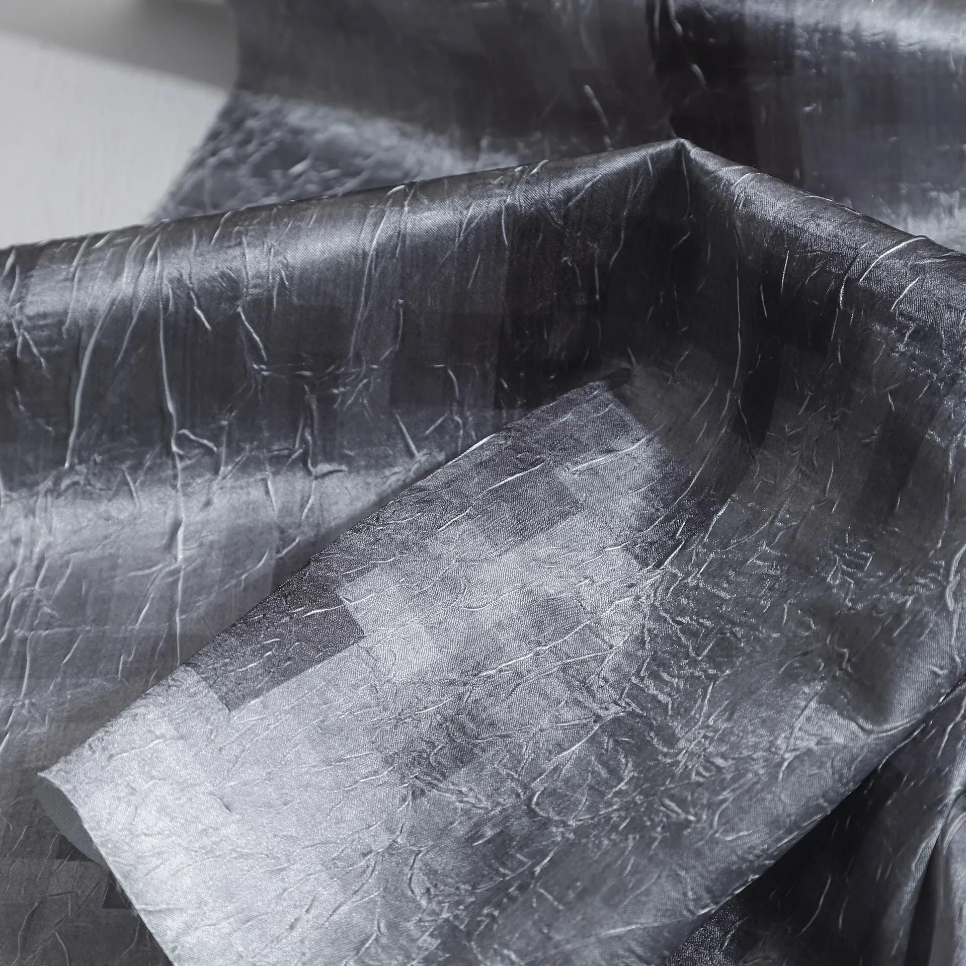 1yard Gray gradient mosaic grid pattern fabric Creative pleated texture tissu Coat,skirt,DIY bag,designer Fabrics for material
1yard Gray gradient mosaic grid pattern fabric Creative pleated texture tissu Coat,skirt,DIY bag,designer Fabrics for material