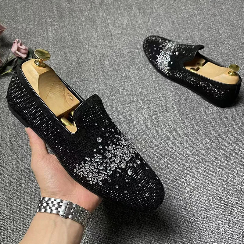 mens fashion party nightclub rhinestone shoes slip-on cow suede leather studded shoe breathable summer loafers designer footwear
mens fashion party nightclub rhinestone shoes slip-on cow suede leather studded shoe breathable summer loafers designer footwear