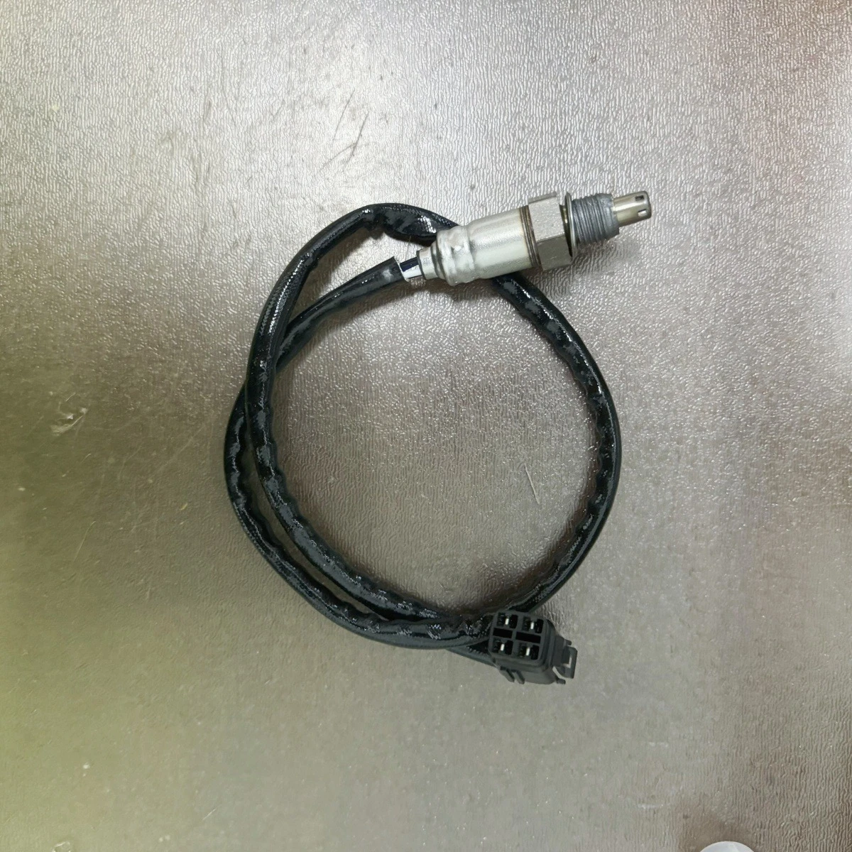 18213-41K01-000 motorcycle oxygen sensor for GIXXER 250 SF 1821341K01000
18213-41K01-000 motorcycle oxygen sensor for GIXXER 250 SF 1821341K01000