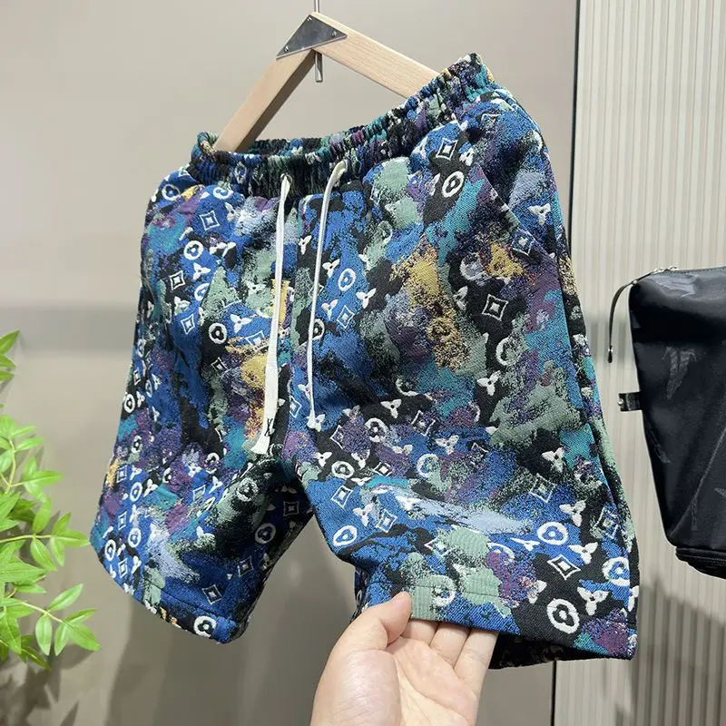 Color shorts Summer versatile fashion men's printed beach pants Casual five-point pants
Color shorts Summer versatile fashion men's printed beach pants Casual five-point pants