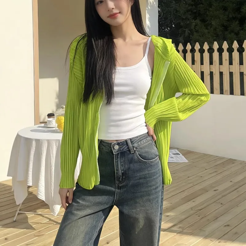 Miyake Pleated Jacket 2026 New Hooded Sweatshirt Cardigan Zipper Top Women's Lightweight Casual Sports Sun Protection Clothing
Miyake Pleated Jacket 2026 New Hooded Sweatshirt Cardigan Zipper Top Women's Lightweight Casual Sports Sun Protection Clothing