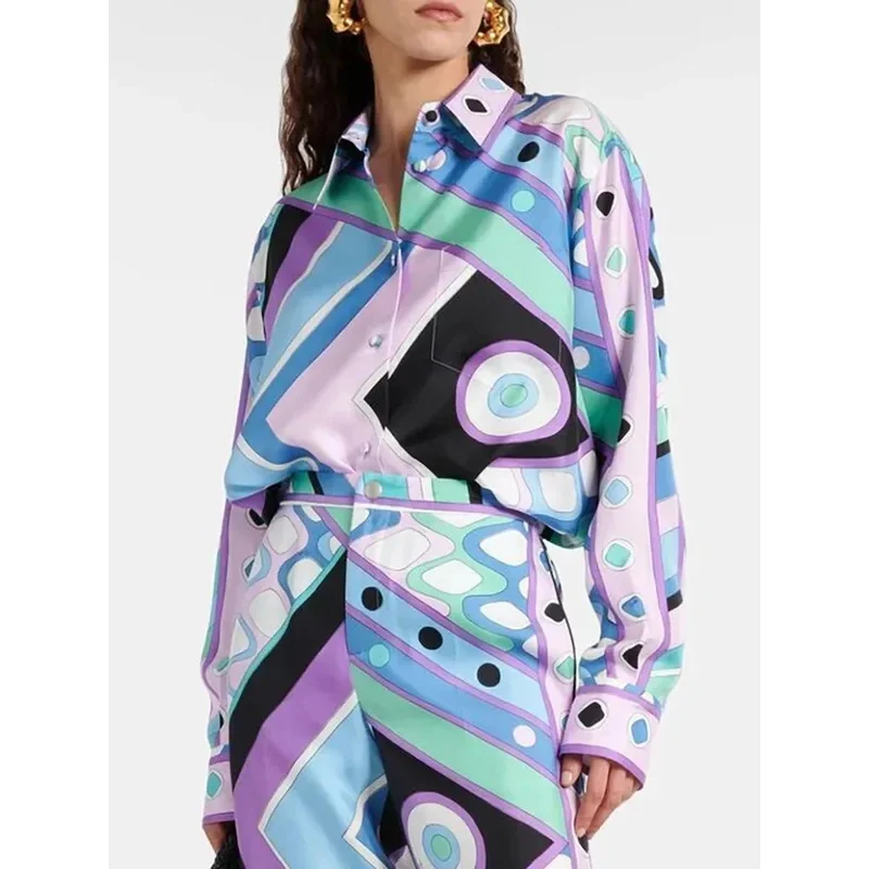 Spring Summer Fashion High Quality Real Silk Blouses Women's Turn-down Collar Single Breasted Geometric Print Long Sleeve Shirt
Spring Summer Fashion High Quality Real Silk Blouses Women's Turn-down Collar Single Breasted Geometric Print Long Sleeve Shirt