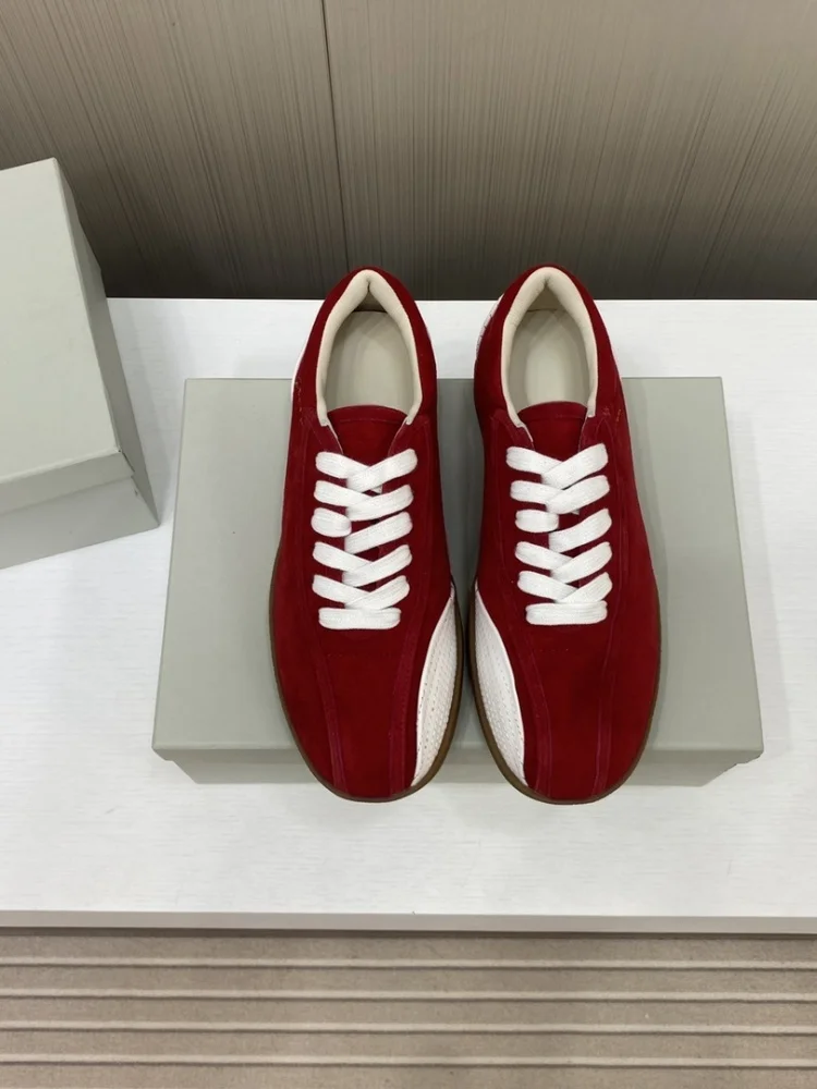 2025 new retro lacing sneakers, simple, lightweight, versatile, casual, sports, and training shoes
2025 new retro lacing sneakers, simple, lightweight, versatile, casual, sports, and training shoes