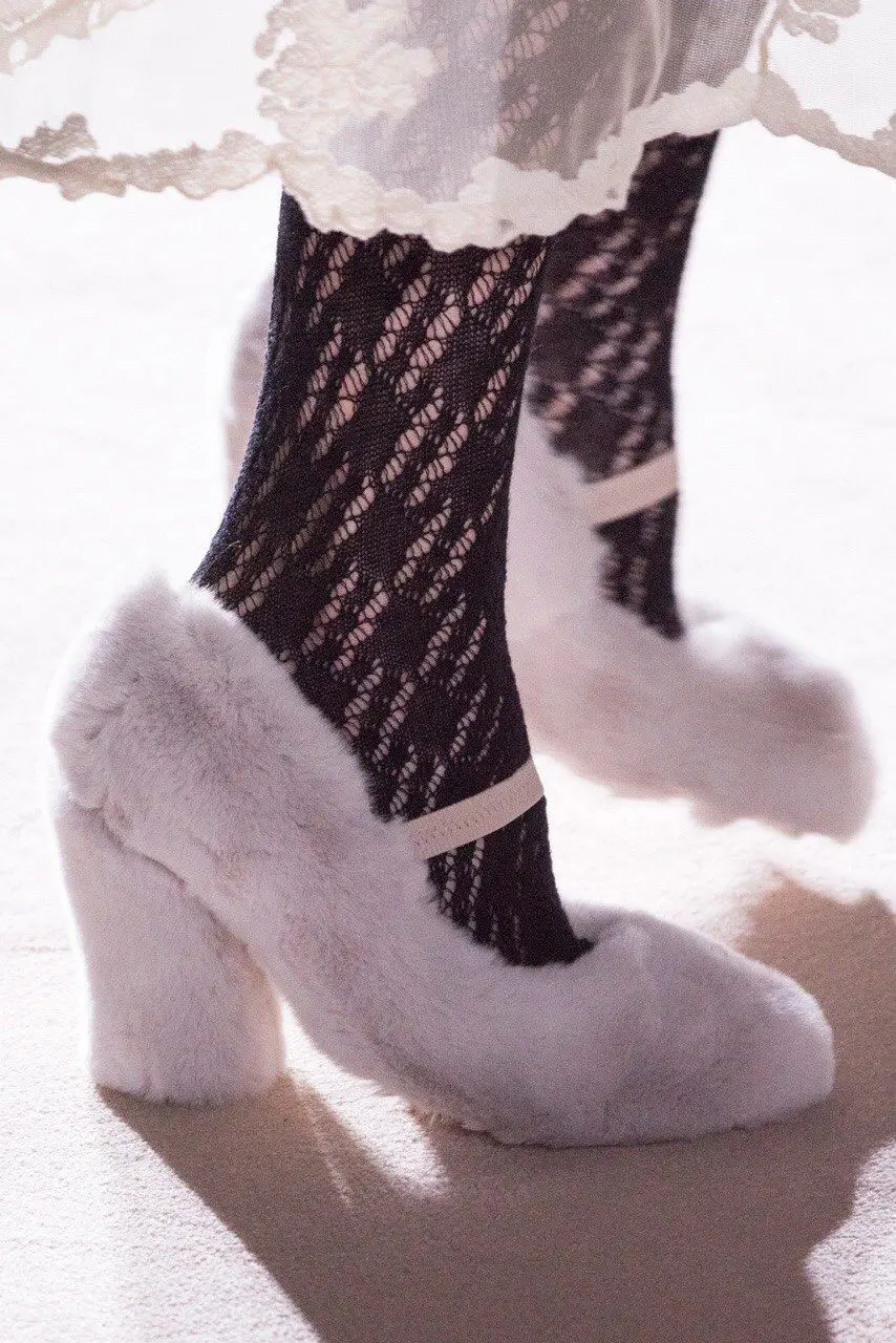 Women's Pink & Purple Furry Warm Block High Heels round Toe Slip-On Elegant Dress Evening Party Shoes New Style
Women's Pink & Purple Furry Warm Block High Heels round Toe Slip-On Elegant Dress Evening Party Shoes New Style