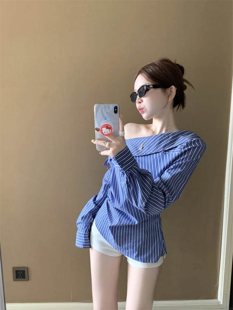 Kumikumi Slim Fit Long Sleeve Striped Color Block Shoulder Women's Shirt Spring Fashionable Versatile Ageless Top
Kumikumi Slim Fit Long Sleeve Striped Color Block Shoulder Women's Shirt Spring Fashionable Versatile Ageless Top