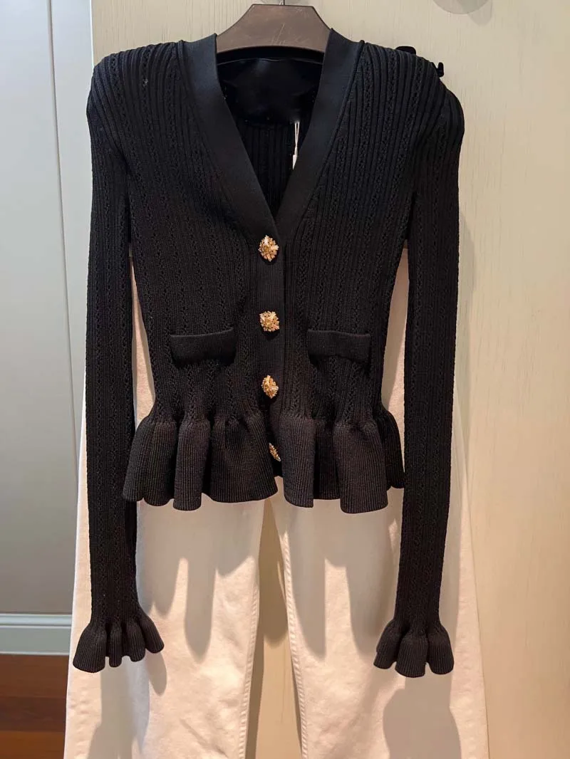 Korean style women's cardigan, fashionable and exquisite, slim fitting and slimming, ruffled edge knitted jacket
Korean style women's cardigan, fashionable and exquisite, slim fitting and slimming, ruffled edge knitted jacket