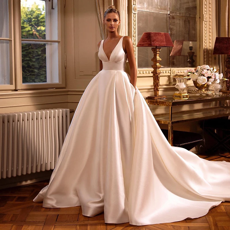 Eightree Boho A-Line Wedding Dresses V-Neck Sleeveless Dress White Beach Backless Princess Wedding Evening Prom Gowns Plus Size
Eightree Boho A-Line Wedding Dresses V-Neck Sleeveless Dress White Beach Backless Princess Wedding Evening Prom Gowns Plus Size