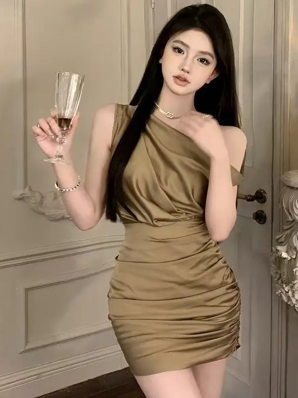 Sexy Pleated Design Slant Collar Dress Slim Fit Holiday Photo High End Commute Style Wool Knitted Women's Fashion Dress
Sexy Pleated Design Slant Collar Dress Slim Fit Holiday Photo High End Commute Style Wool Knitted Women's Fashion Dress
