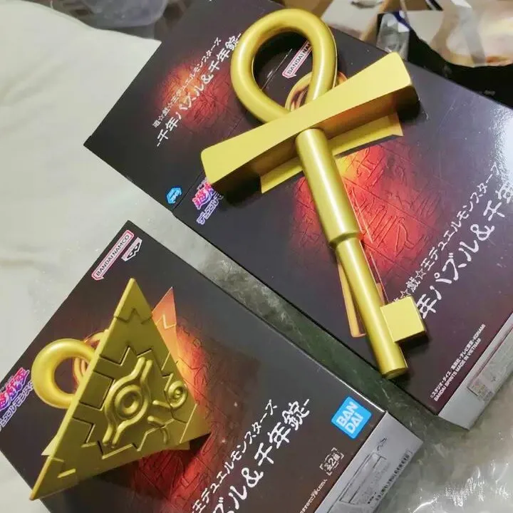 Оригинальный Banpresto Yu-gi-oh! Коллекционная модель игрушек-пазлов Millennium Key, фигурка, украшение для домашнего стола, детские подарки на день рождения
Оригинальный Banpresto Yu-gi-oh! Коллекционная модель игрушек-пазлов Millennium Key, фигурка, украшение для домашнего стола, детские подарки на день рождения