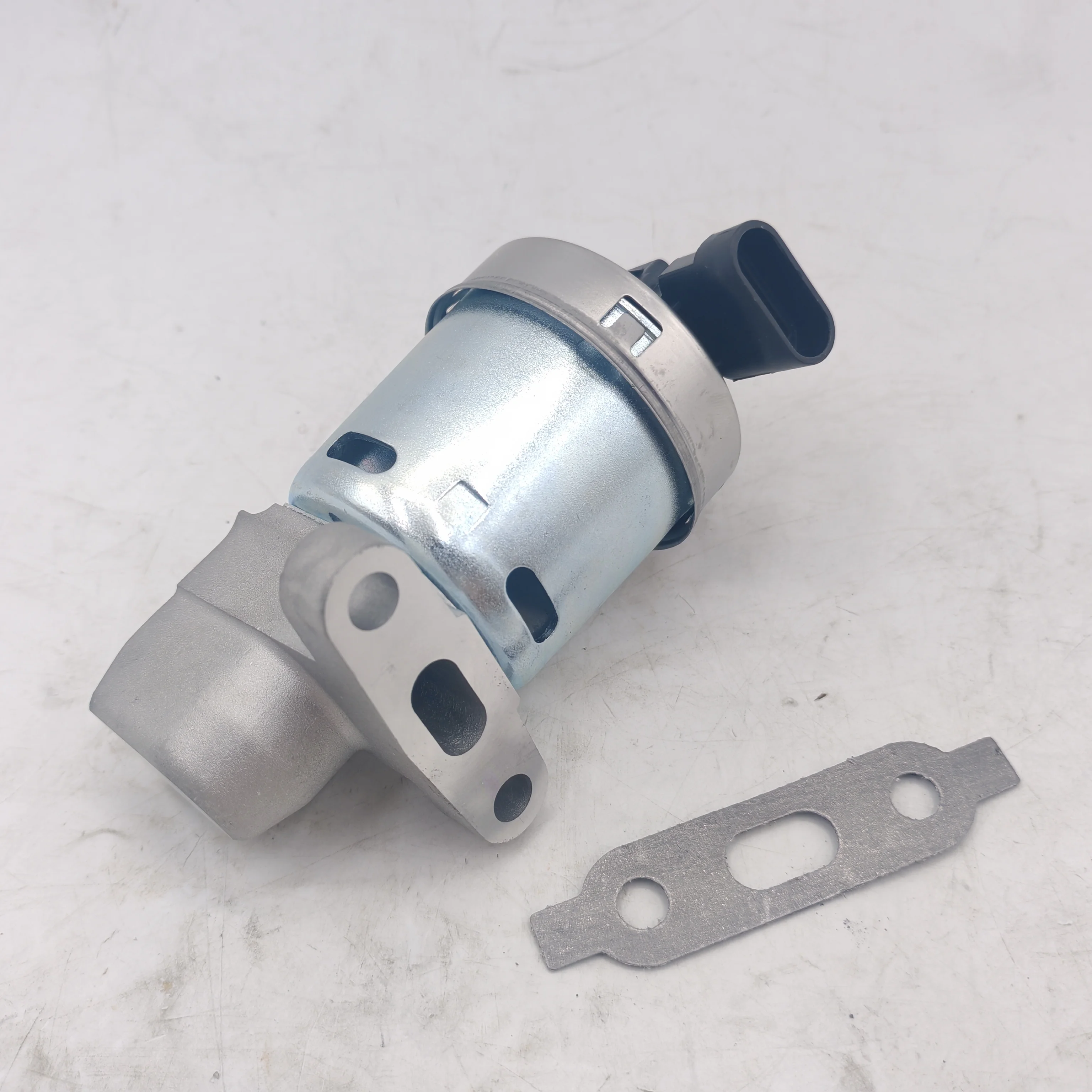 Клапан рециркуляции отработавших газов для Chevy Impala Equinox Rendezvous Pontiac 12564563
Клапан рециркуляции отработавших газов для Chevy Impala Equinox Rendezvous Pontiac 12564563