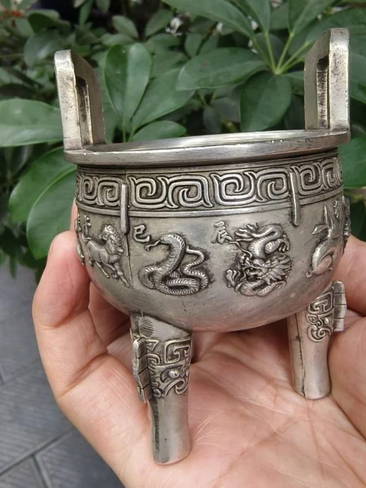 Copper Antique Silver-plated Tripod Binaural Incense Burner Relief Twelve Zodiac
Copper Antique Silver-plated Tripod Binaural Incense Burner Relief Twelve Zodiac