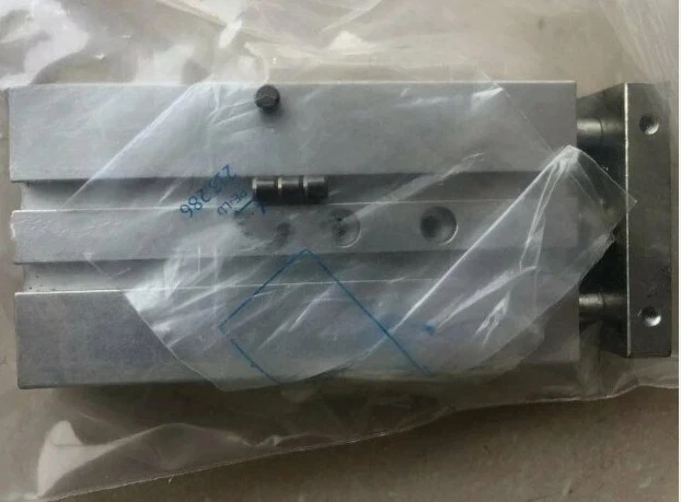 Brand New DPZ-16-40-P-A 32688 Expedited shipping
Brand New DPZ-16-40-P-A 32688 Expedited shipping