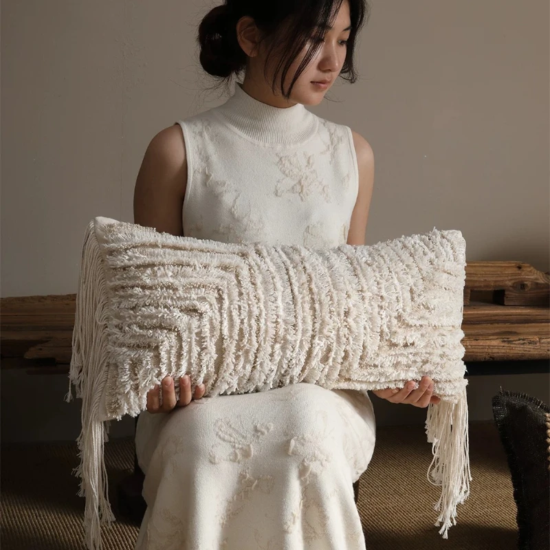 Retro Handmade Fringe Cushion, Japanese Wabi Sabi Sofa Pillow, Homestay Model Room Decorative Throw, Rustic Linen Bolster
Retro Handmade Fringe Cushion, Japanese Wabi Sabi Sofa Pillow, Homestay Model Room Decorative Throw, Rustic Linen Bolster
