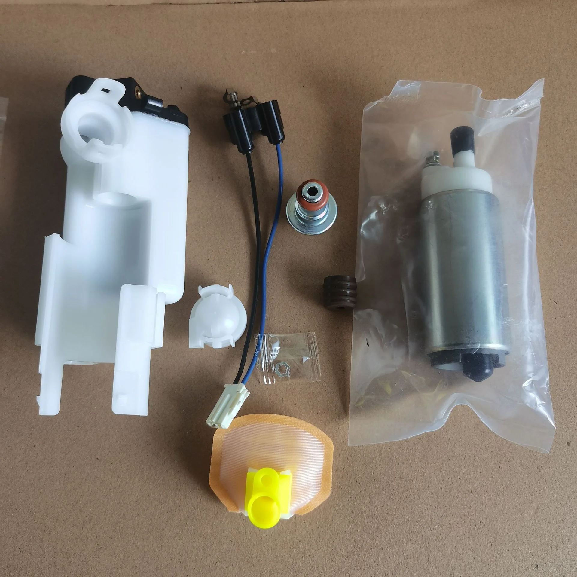 15410-41G00 аксессуар для топливного фильтра мотоцикла, топливный насос для SUZUKI Hayabusa GSXR1000 GSX-R600 GSX-R750 SV1000 SV650 GSXR SV 1000
15410-41G00 аксессуар для топливного фильтра мотоцикла, топливный насос для SUZUKI Hayabusa GSXR1000 GSX-R600 GSX-R750 SV1000 SV650 GSXR SV 1000