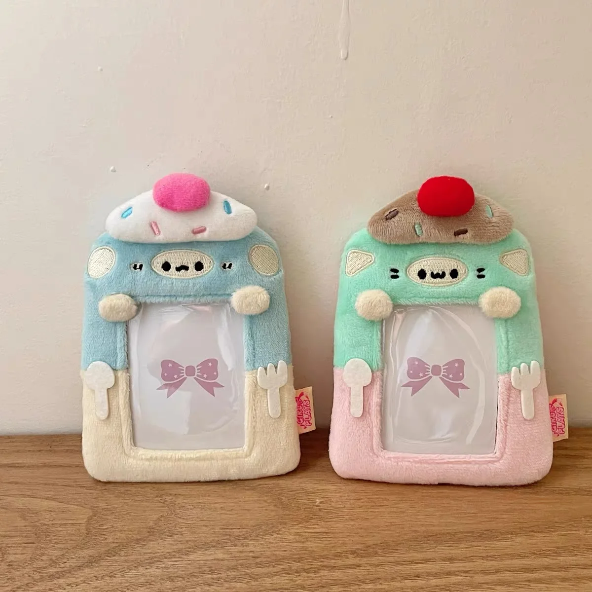 Kawaii Plush Dog Cat 3 inches Kpop Photocard Holder idol photos Photocard Protective cover School Stationery
Kawaii Plush Dog Cat 3 inches Kpop Photocard Holder idol photos Photocard Protective cover School Stationery