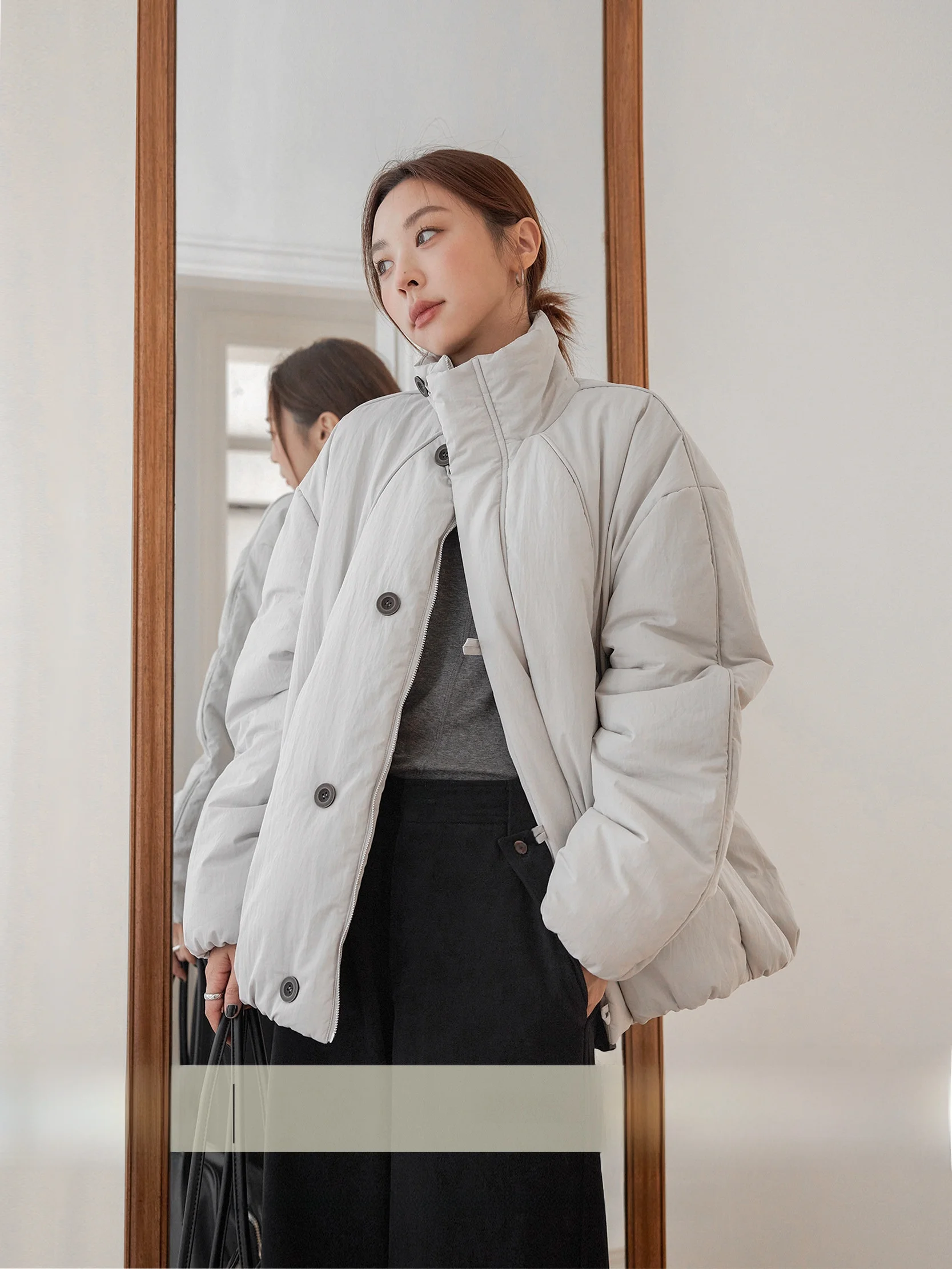 Женская утепленная хлопковая куртка VNOOK с воротником-стойкой, свободного кроя, повседневная, осенне-зимняя верхняя одежда, однотонная, простой дизайн
Женская утепленная хлопковая куртка VNOOK с воротником-стойкой, свободного кроя, повседневная, осенне-зимняя верхняя одежда, однотонная, простой дизайн