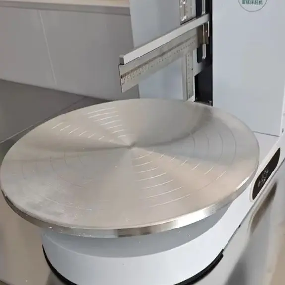 Industrial Electric Cake Butter Frosting Automation Equipment Leveling Machine for Manufacturer's Use
Industrial Electric Cake Butter Frosting Automation Equipment Leveling Machine for Manufacturer's Use