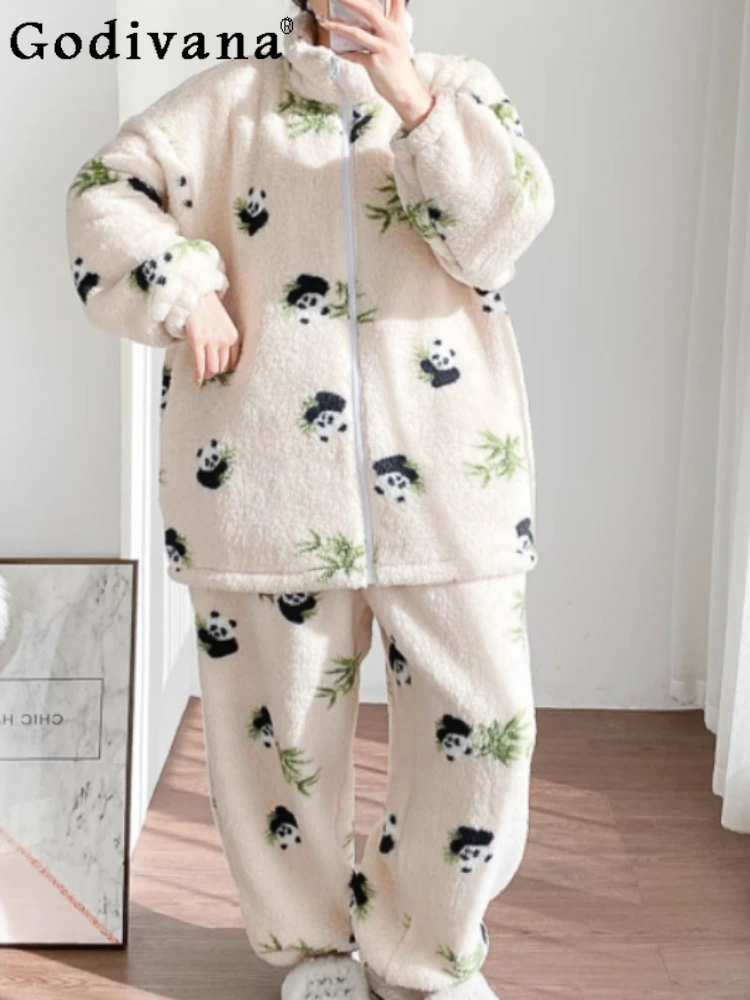 Plus Size Winter Thickened Warm Zipper Pajamas Loose Fashion Cute Loose and Versatile Elastic Waist Trousers Two-piece Sets
Plus Size Winter Thickened Warm Zipper Pajamas Loose Fashion Cute Loose and Versatile Elastic Waist Trousers Two-piece Sets