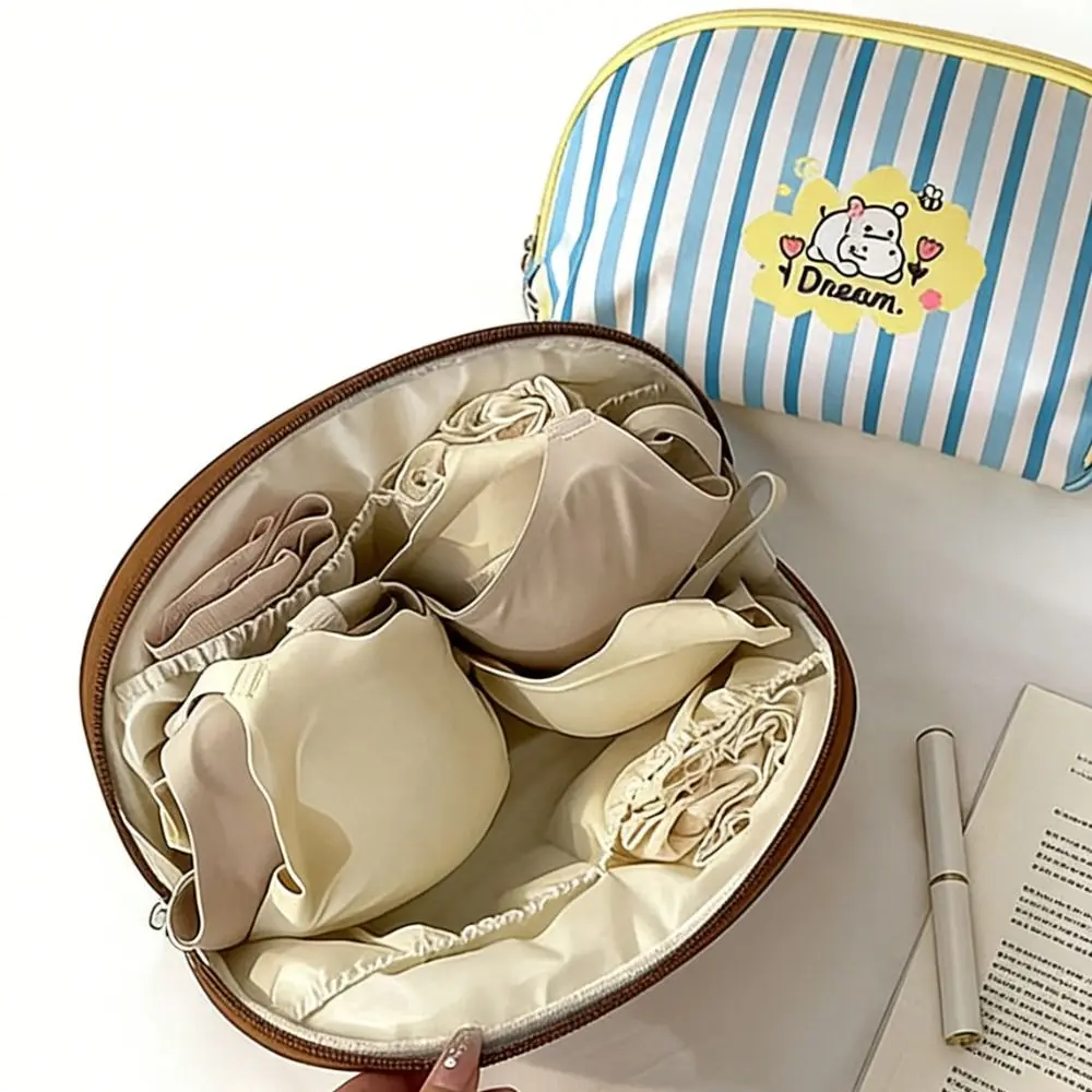 Cartoon Underwear Storage Bag Large Capacity Handheld Bra Storage Bag Zipper Closure Breathable Intimate Clothes Bag Suitcase
Cartoon Underwear Storage Bag Large Capacity Handheld Bra Storage Bag Zipper Closure Breathable Intimate Clothes Bag Suitcase