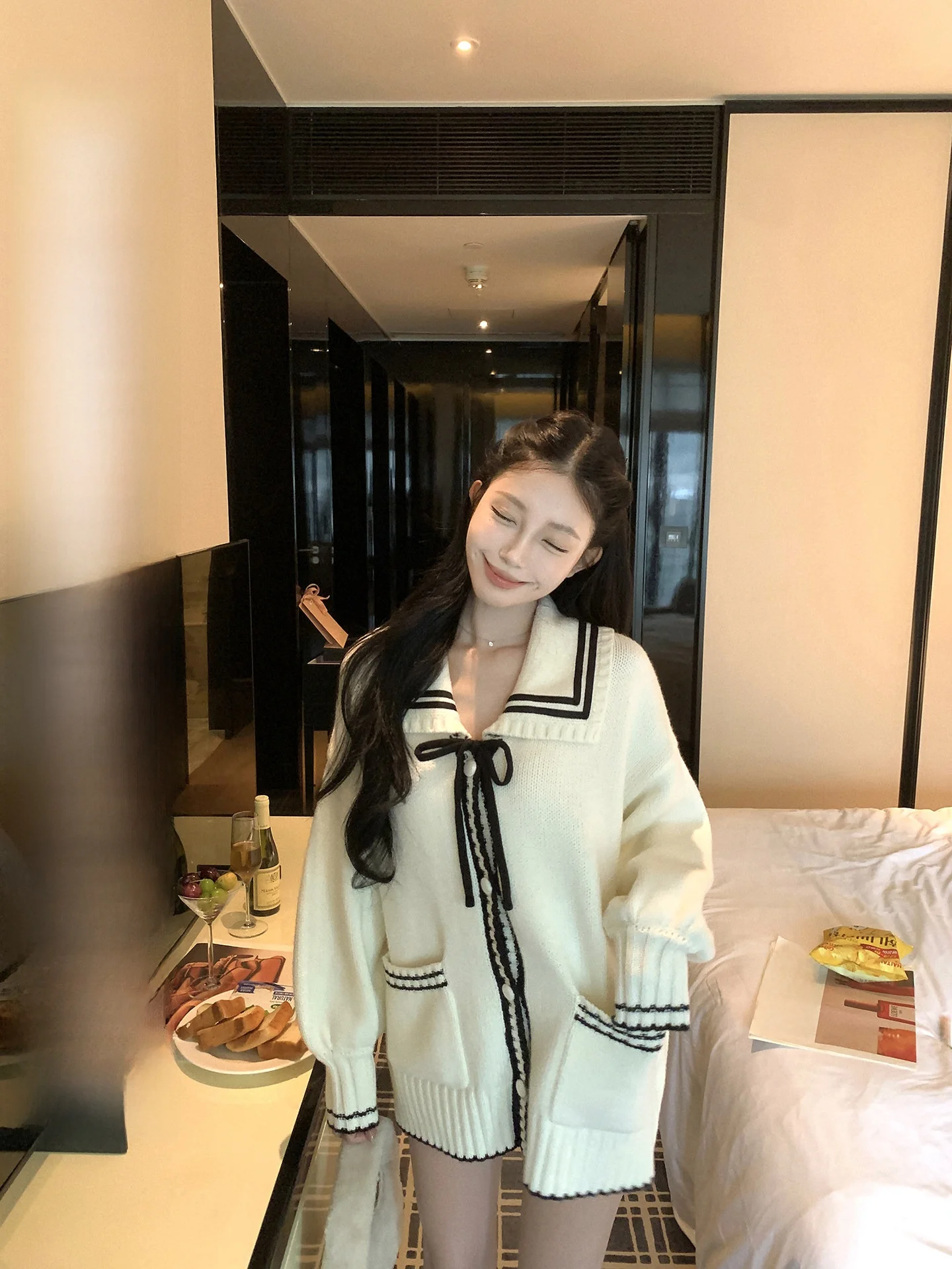 Вязаный кардиган Pinksoya College Sle для женщин, зимний, с узлами, цветными блоками, темно-синим воротником, длинными рукавами, свободного кроя
Вязаный кардиган Pinksoya College Sle для женщин, зимний, с узлами, цветными блоками, темно-синим воротником, длинными рукавами, свободного кроя