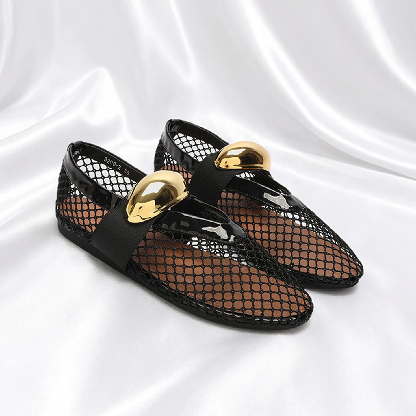 New Summer Mesh Round-Toe ventilate Thongs Woman Slippers Mules Slides Flip-Flops Exclusive Lazy Outdoor Slippers
New Summer Mesh Round-Toe ventilate Thongs Woman Slippers Mules Slides Flip-Flops Exclusive Lazy Outdoor Slippers