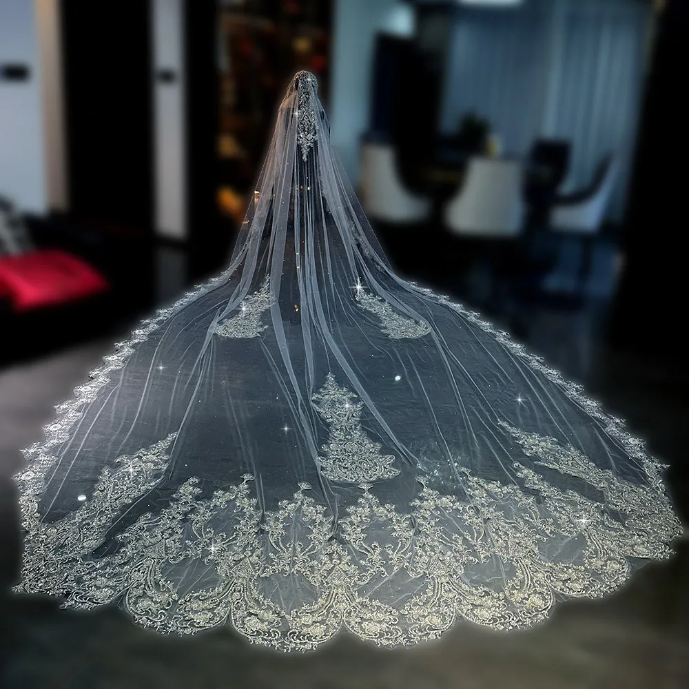 Luxury 5m Long Wedding Veil Sparkling Beading with Crystal Long Bridal Veils with Comb Top Quality L&P DQL Studio
Luxury 5m Long Wedding Veil Sparkling Beading with Crystal Long Bridal Veils with Comb Top Quality L&P DQL Studio