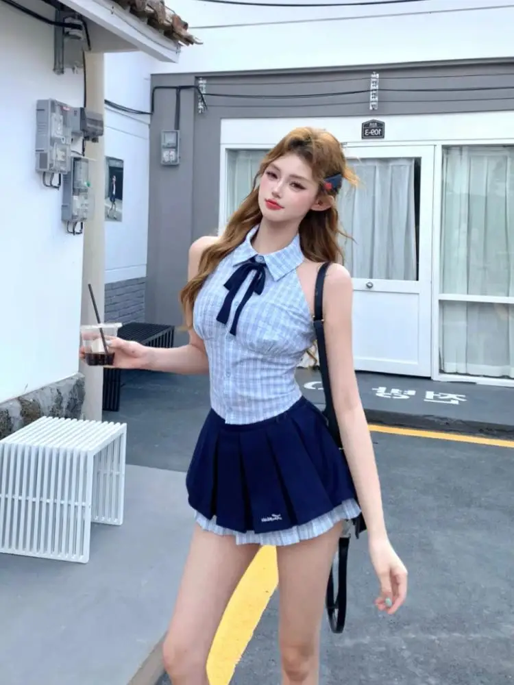 Sweet And Spicy Girl's Preppy Plaid Hanging Neck Shirt And Skirt Set Women's Summer Pleated Skirt High Waist Two-Piece Set
Sweet And Spicy Girl's Preppy Plaid Hanging Neck Shirt And Skirt Set Women's Summer Pleated Skirt High Waist Two-Piece Set