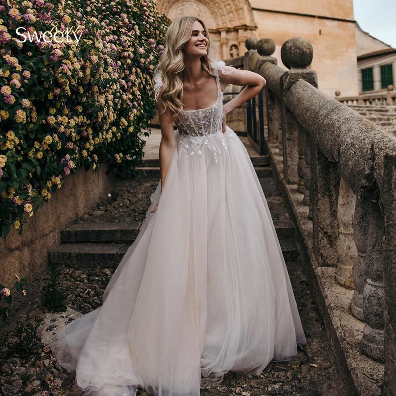 Vintage Wedding Dress Embroidered Lace On Net With A-Line Ball Gown Square Collar Sleeveless Bride Dress Zipper Vestido De Novia
Vintage Wedding Dress Embroidered Lace On Net With A-Line Ball Gown Square Collar Sleeveless Bride Dress Zipper Vestido De Novia