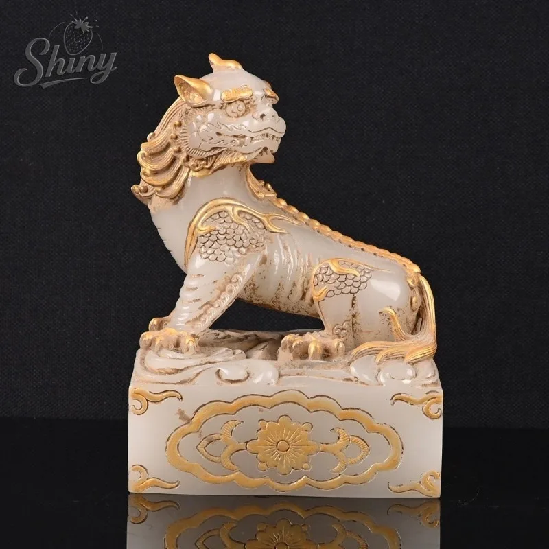 Vintage White Jade Auspicious Beast Seal Imperial Jade Seal Artificial Stone Ornament Home Office Feng Shui Decor
Vintage White Jade Auspicious Beast Seal Imperial Jade Seal Artificial Stone Ornament Home Office Feng Shui Decor