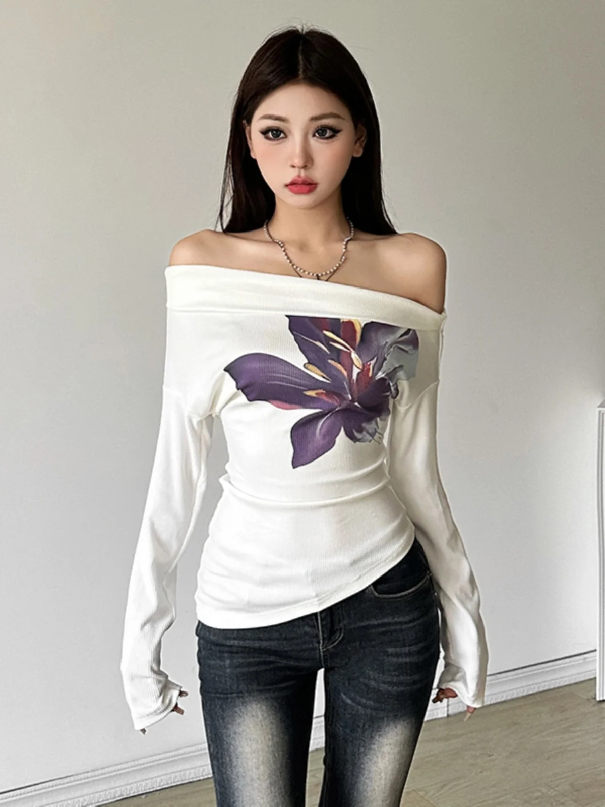 Women's White Slash Neck Shirts Blouses Vintage Y2k 2000s French Style Elegant Long Sleeve Bow Shirt Clothes Autumn 2025
Women's White Slash Neck Shirts Blouses Vintage Y2k 2000s French Style Elegant Long Sleeve Bow Shirt Clothes Autumn 2025