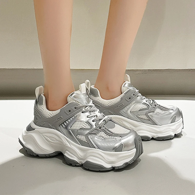 Women Casual Fashion Sports Shoes Genuine Leather Mesh Solid Color Patchwork Thick Sole Lace-up Solid Color Lace-up Thick Sole
Women Casual Fashion Sports Shoes Genuine Leather Mesh Solid Color Patchwork Thick Sole Lace-up Solid Color Lace-up Thick Sole